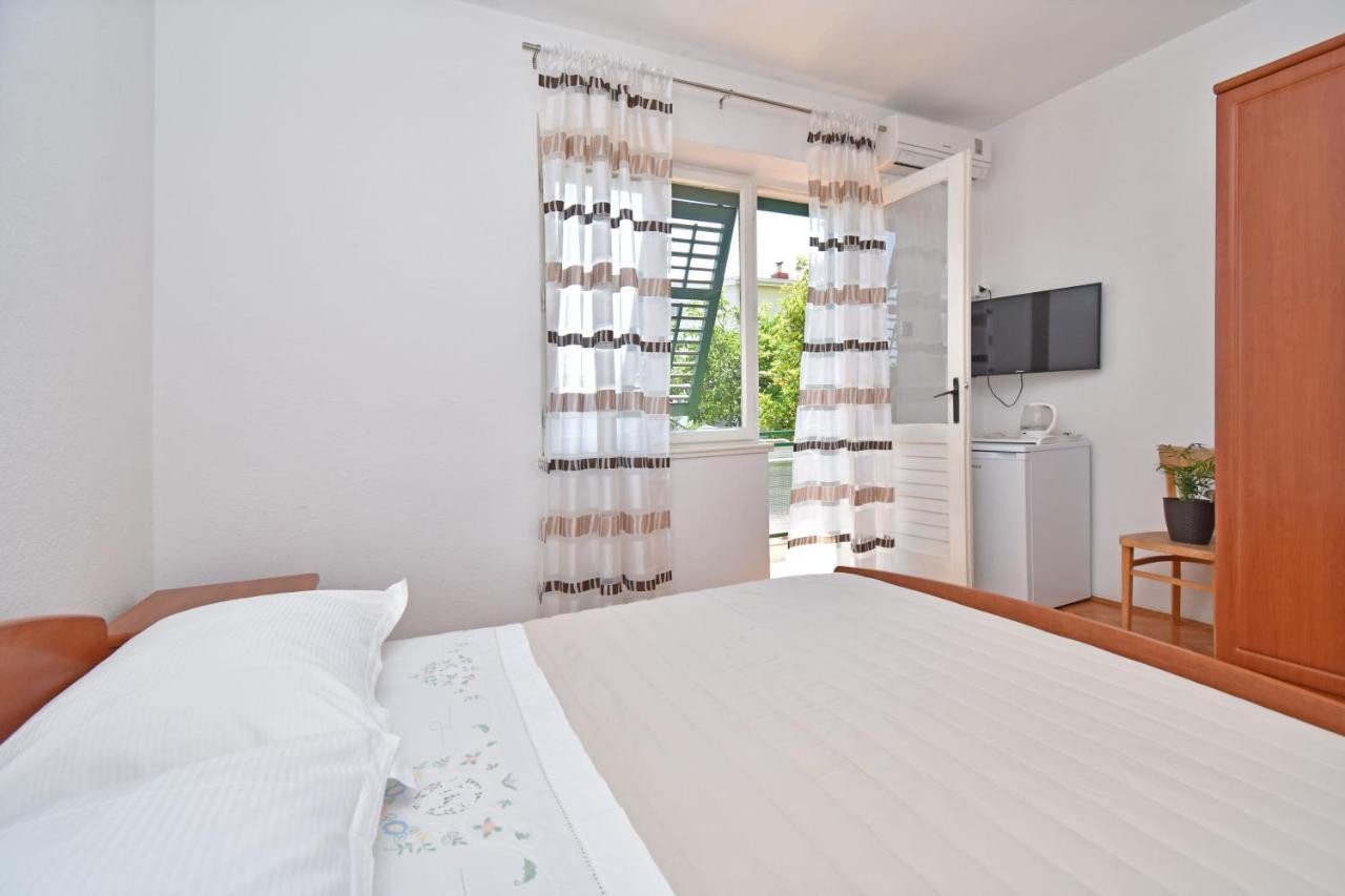 Rooms Borka Tučepi Kültér fotó